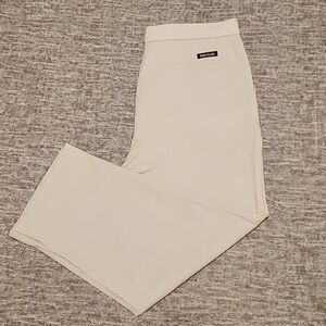 Top flite- capris
